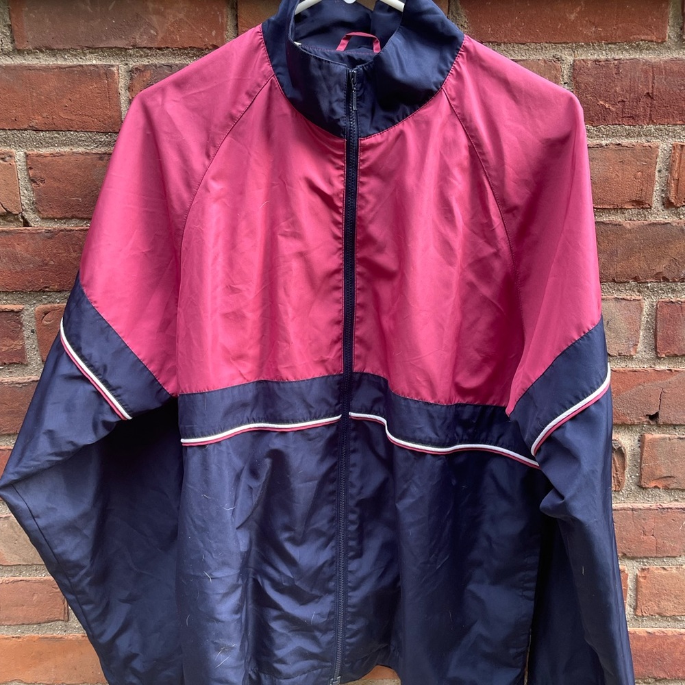 VINTAGE women’s track jacket. size women’s medium